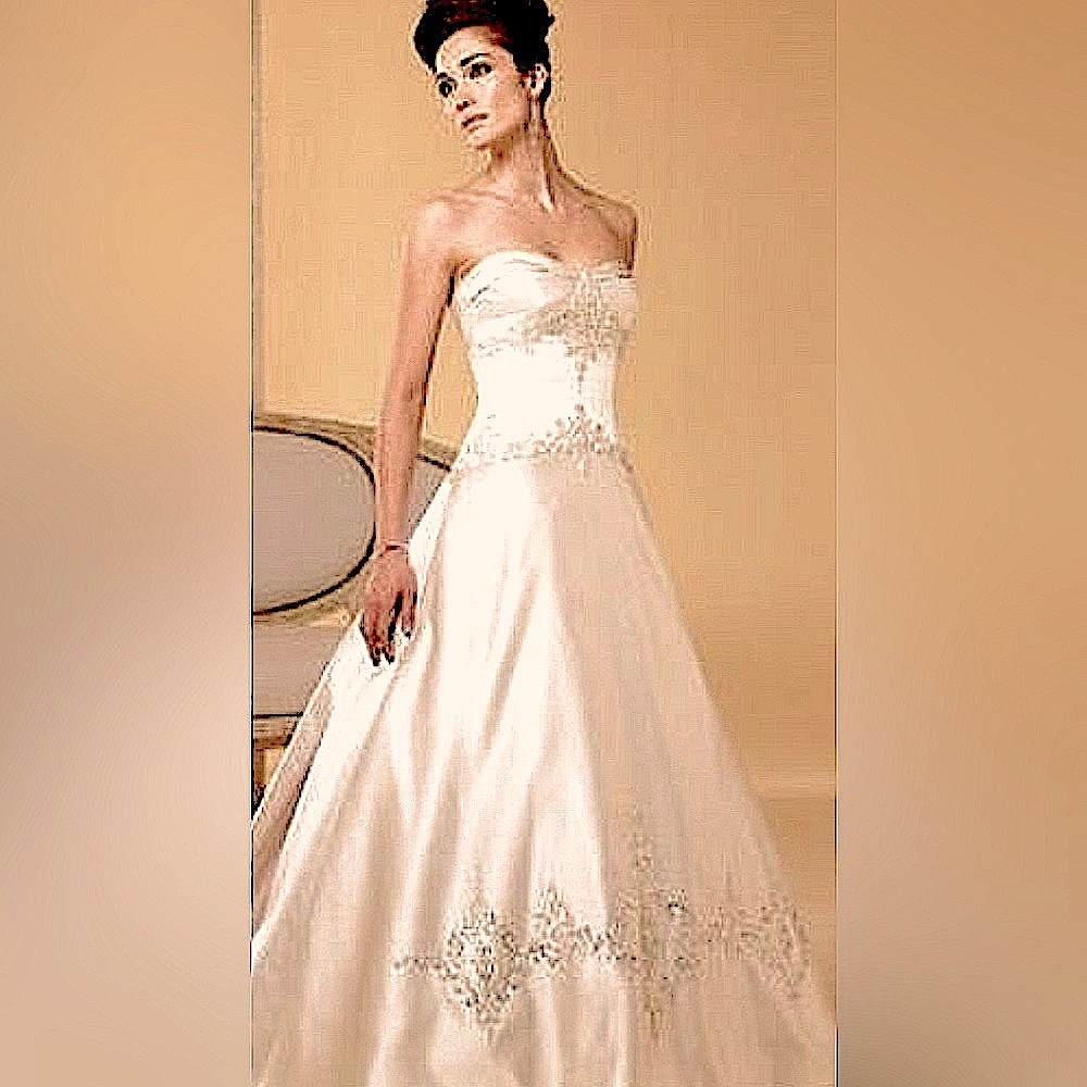 Princess classic cream gown